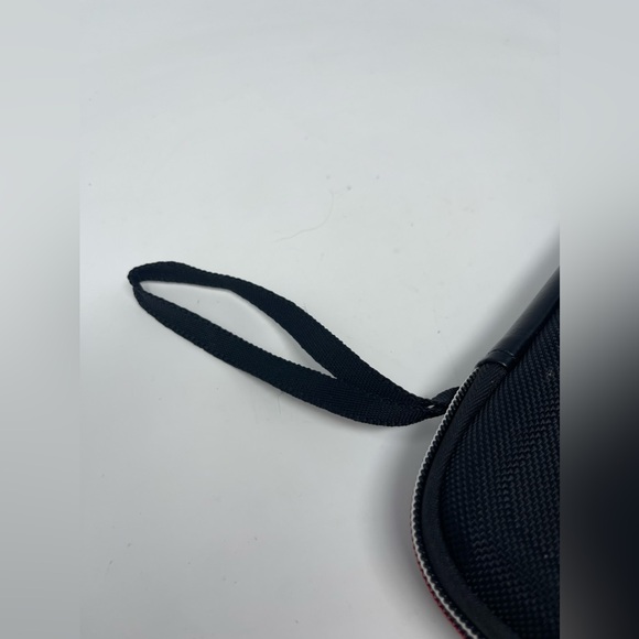 NINTENDO: Switch Protective Travel Case. Black/Red - Picture 10 of 12